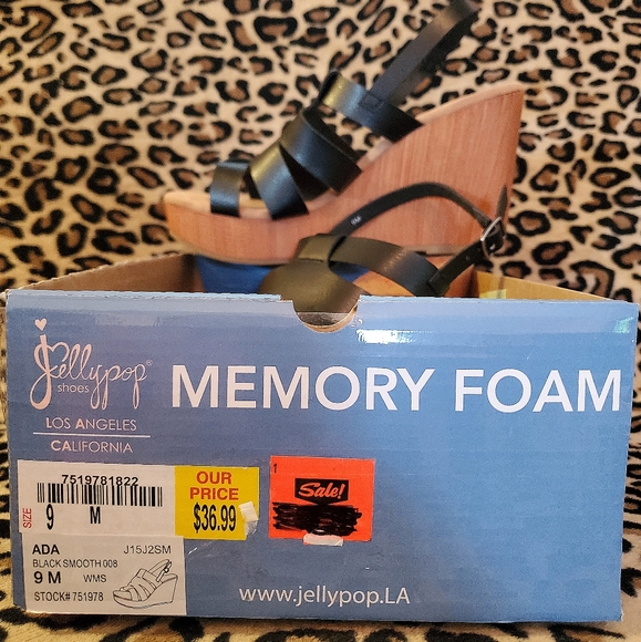 Jellypop Memory Foam Wedge Platforms 9M Black Strappy Sandal Black 4" Heel NWT - Picture 8 of 11